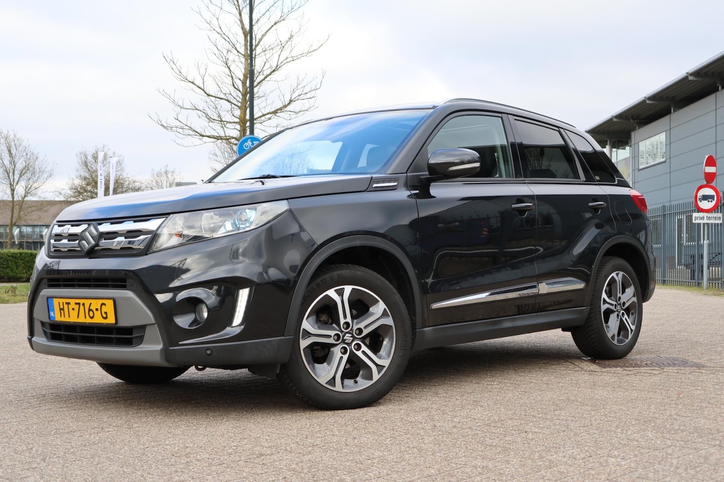 Suzuki Vitara - 1.6 High Executive 1.6 High Executive - AutoWereld.nl