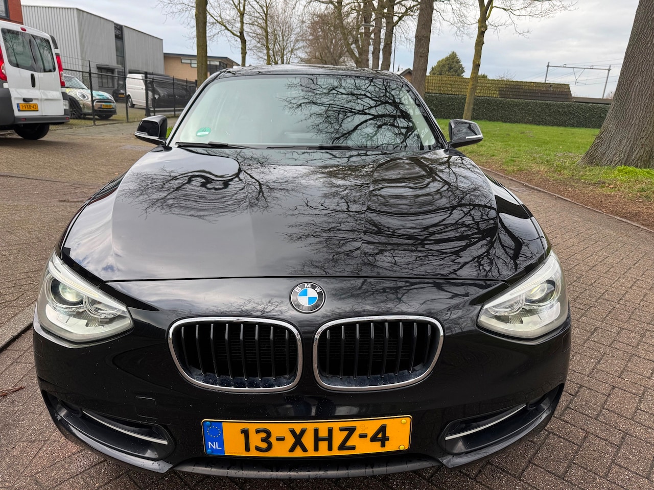 BMW 1-serie - 116i Business+ 2012 xenon navi! - AutoWereld.nl
