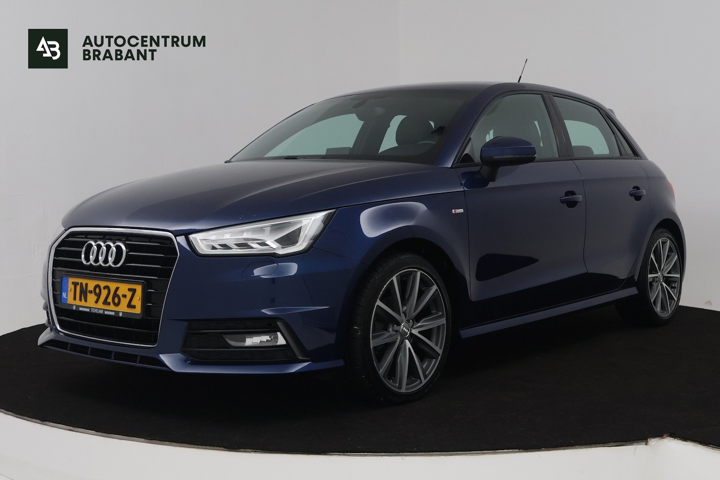 Audi A1 Sportback - 1.0 TFSI Advance Sport (NAVIGATIE, CRUISE CONTROL, AUTOMAAT) - AutoWereld.nl
