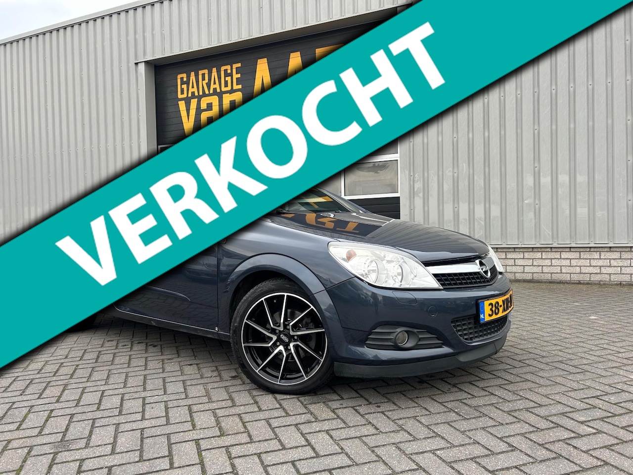 Opel Astra TwinTop - 1.8 Cosmo | LEER | STOEL VERW | AIRCO | CARKIT | - AutoWereld.nl