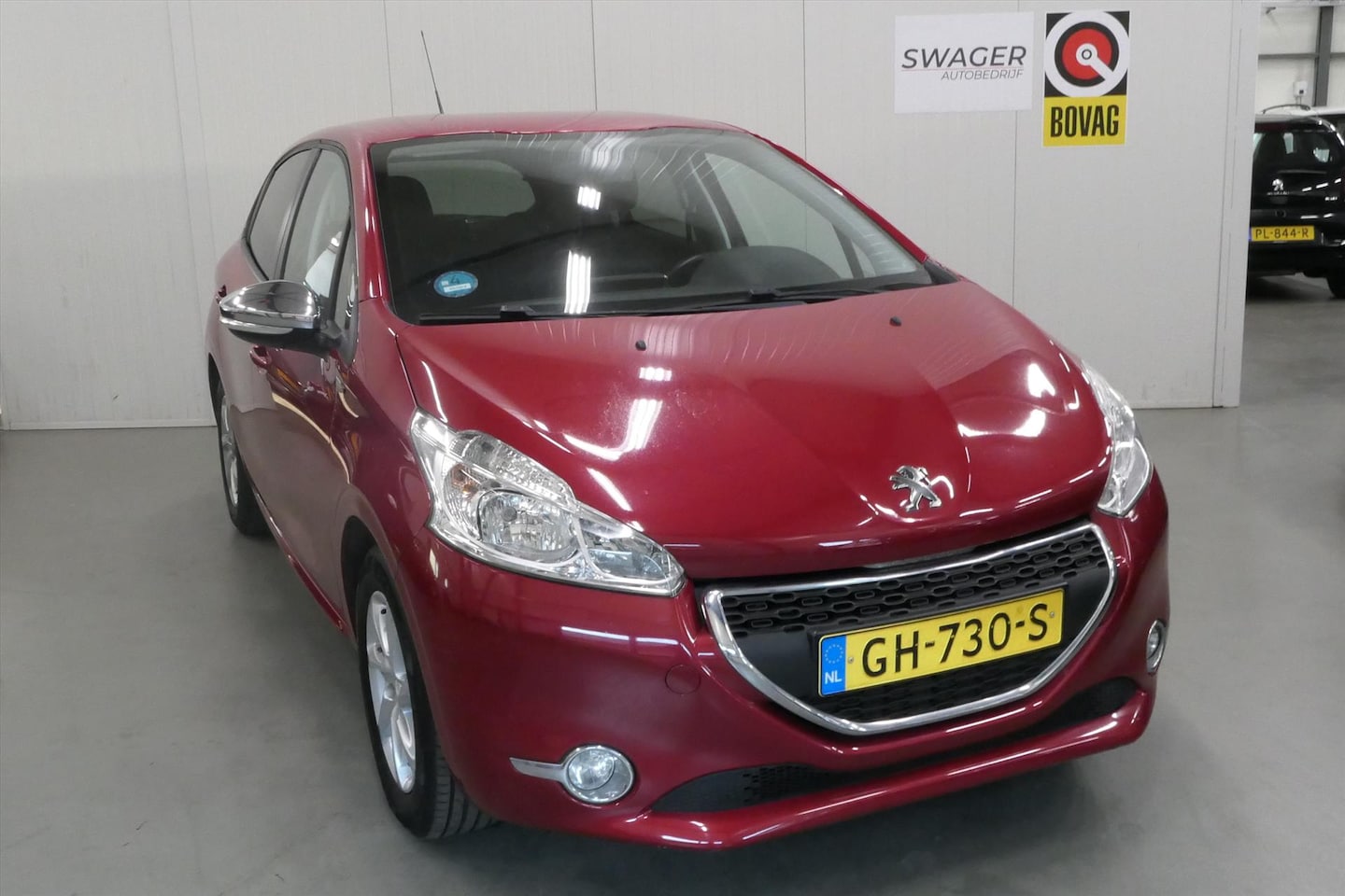 Peugeot 208 - 1.2 PureTech 82PK 5D Style - AutoWereld.nl