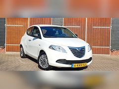 Lancia Y(psilon) - Ypsilon 0.9 TwinAir Silver +, NAP, Airco, Nette auto, Zuinig