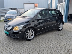 Mercedes-Benz B-klasse - 200 Cruise Ctrl Clima Aut EXPORT/HANDEL