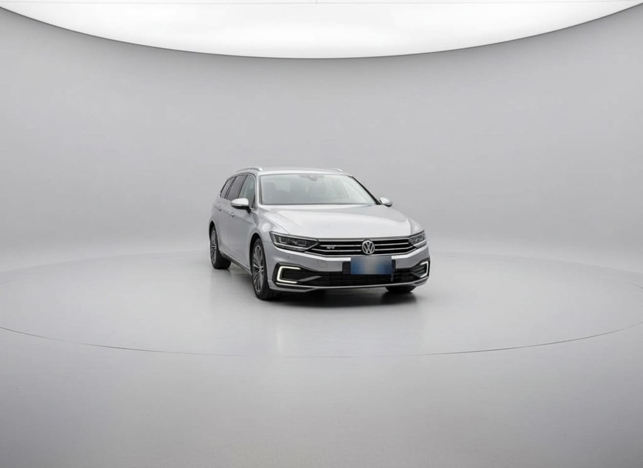 Volkswagen Passat Variant - 1.4 TSI PHEV GTE * Digitale teller * Camera * - AutoWereld.nl
