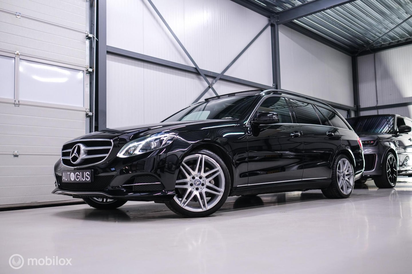 Mercedes-Benz E-klasse Estate - 400 Prestige Elegance 333 pk | Massage | Luchtvering | Stoelkoeling | Leder pakket | Zonne - AutoWereld.nl