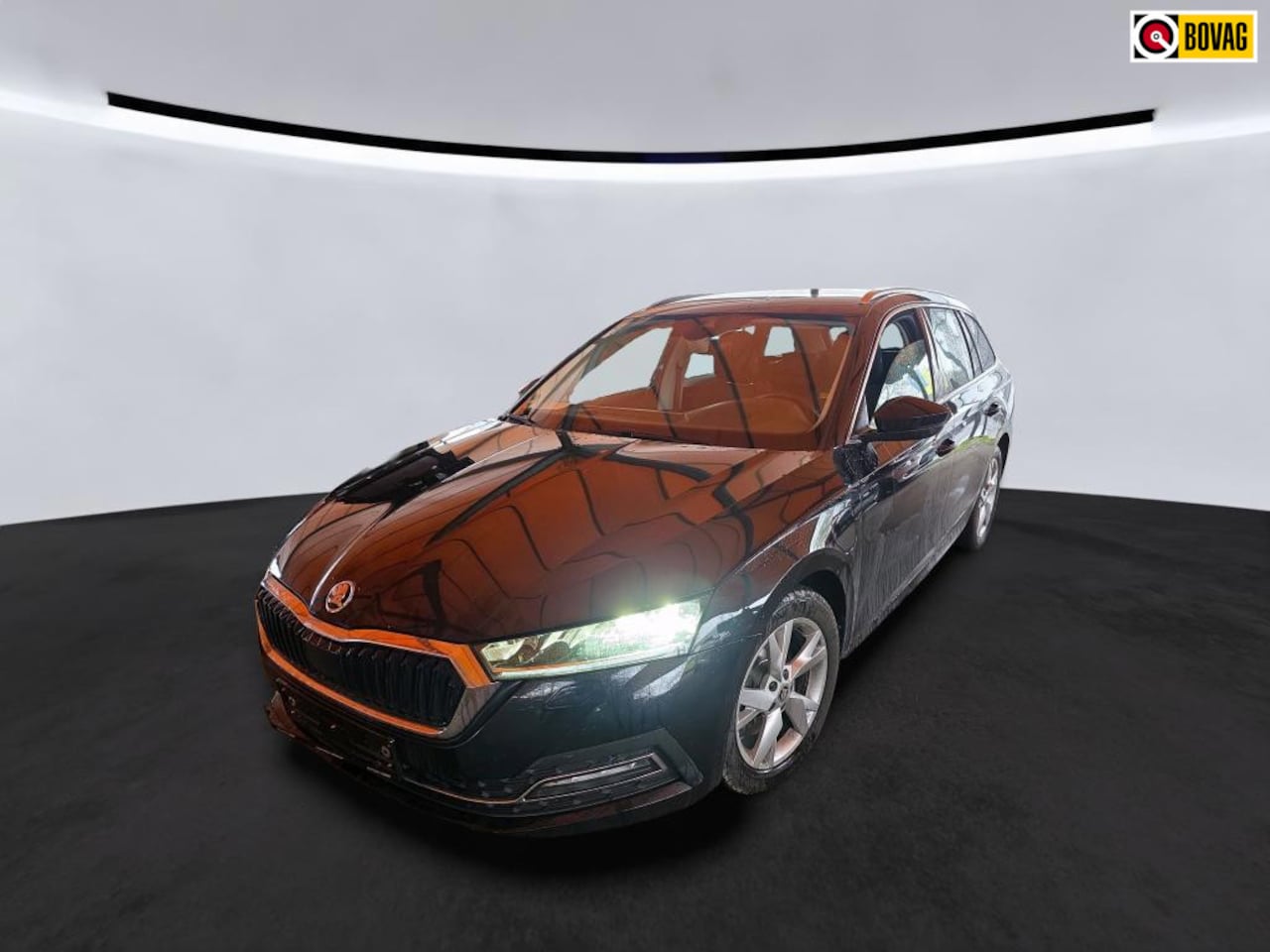 Skoda Octavia Combi - 1.4 TSI iV PHEV * Digitale teller * Stoelverwarming * Side assist * - AutoWereld.nl