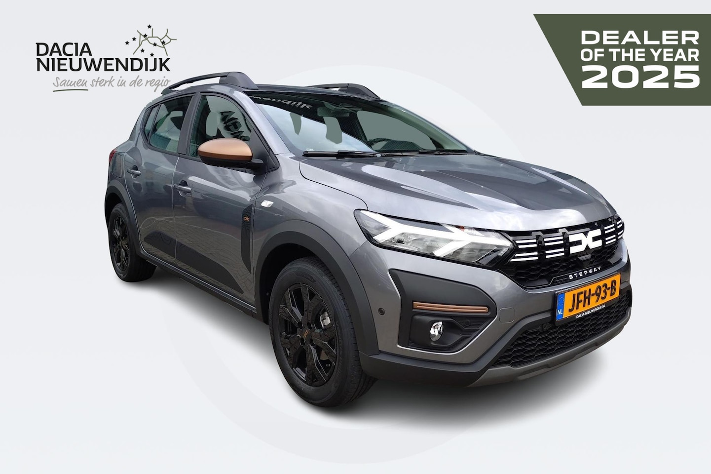 Dacia Sandero Stepway - 1.0 TCe 100 ECO-G / PARKEERSENSOREN V + A INCL. CAMERA / CLIMATE CONTROL / HANDSFREE CARD - AutoWereld.nl