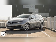 Toyota Auris Touring Sports - 1.8 Hybrid Executive BlackPack