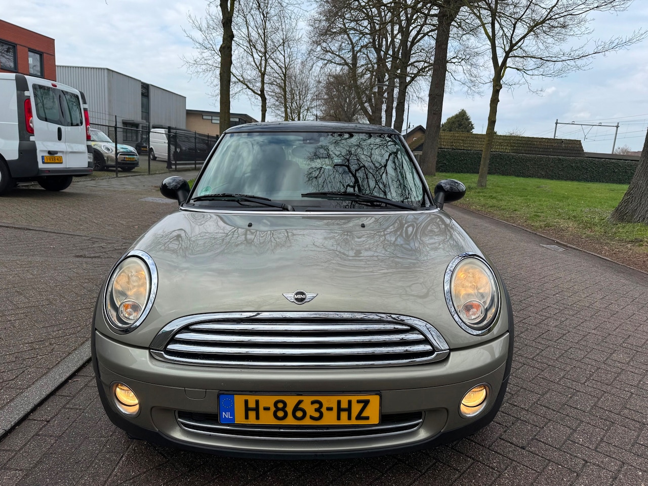 MINI Cooper - Mini 1.6 Business Line 2010 airco - AutoWereld.nl