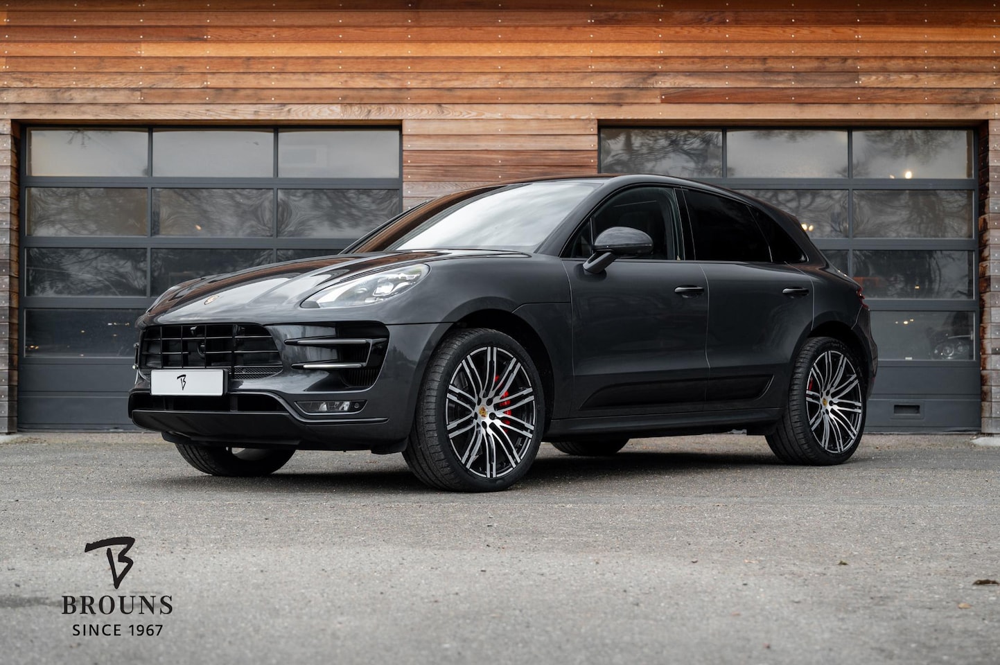 Porsche Macan - 3.6 Turbo Performance Package 440pk | ACC | 360gr. | LED - AutoWereld.nl