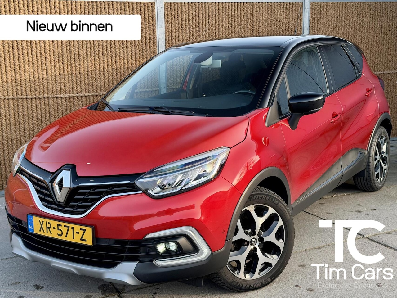 Renault Captur - 1.3 TCe Intens LED verlichting | NAP | 131pk | Navigatiesysteem | Achteruitrijcamera | Par - AutoWereld.nl