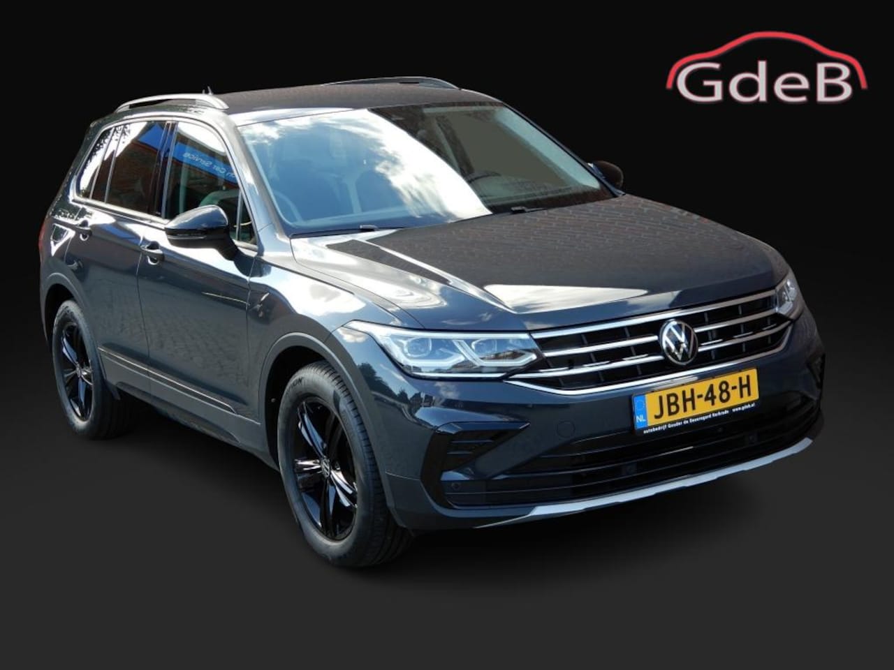 Volkswagen Tiguan - 1.5 TSI R-LINE BNS URBAN Sport automaat - AutoWereld.nl