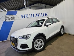 Audi Q3 - 35 TFSI Pro Line / Trekhaak / LED / NL Auto