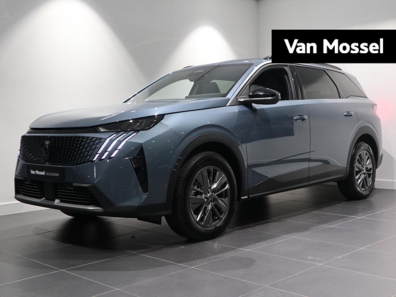 Peugeot 5008 - 1.2 Hybrid 145 Allure - 21% BTW ACTIE KORTING - NIEUW UIT VOORRAAD LEVERBAAR! - AutoWereld.nl