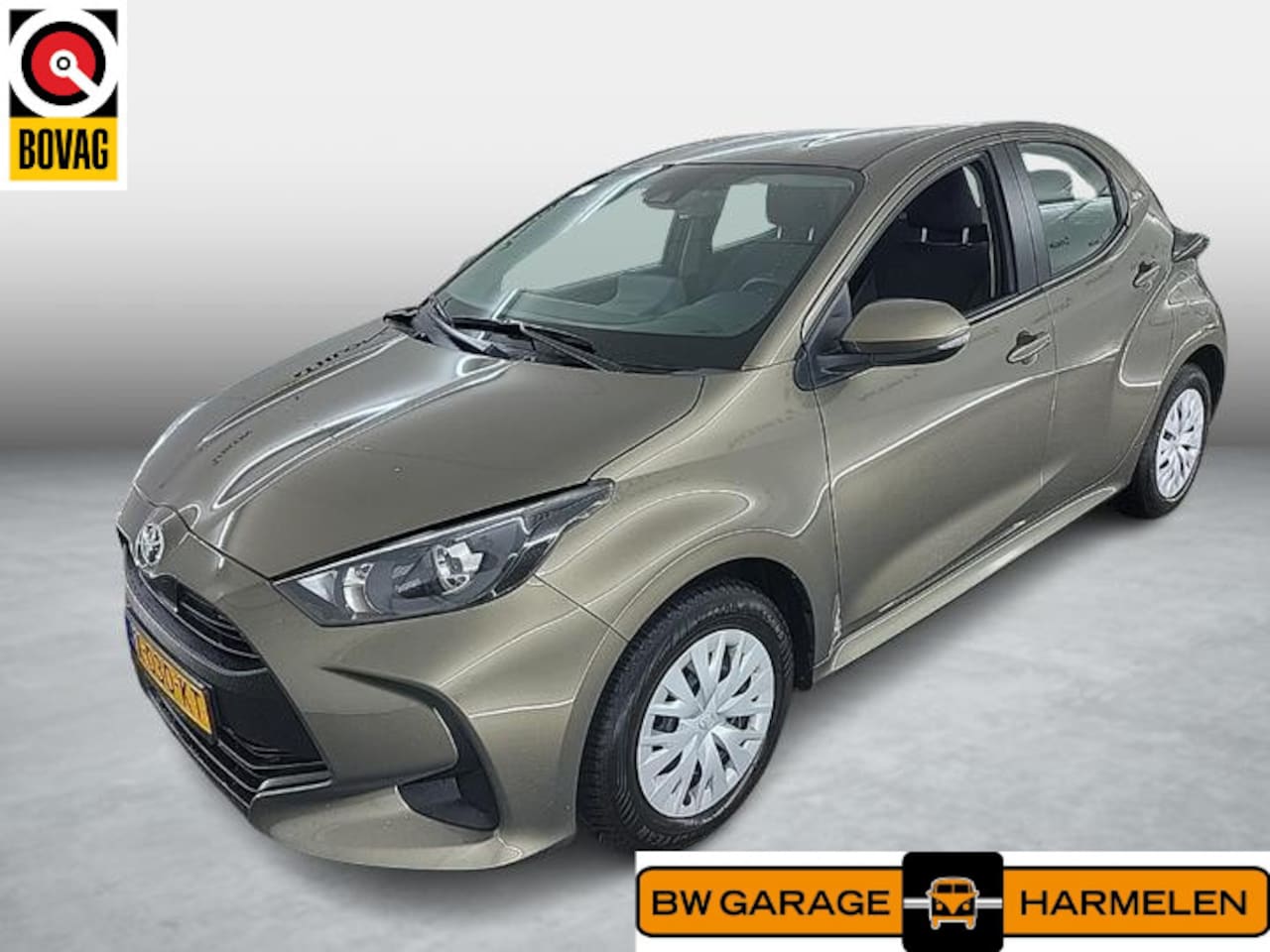 Toyota Yaris - 1.5 VVT-i Active | Achteruitrijcamera | Airco | DAB | - AutoWereld.nl