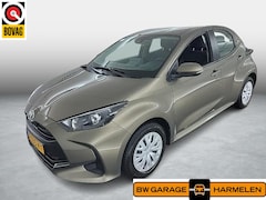 Toyota Yaris - 1.5 VVT-i Active | Achteruitrijcamera | Airco | DAB |