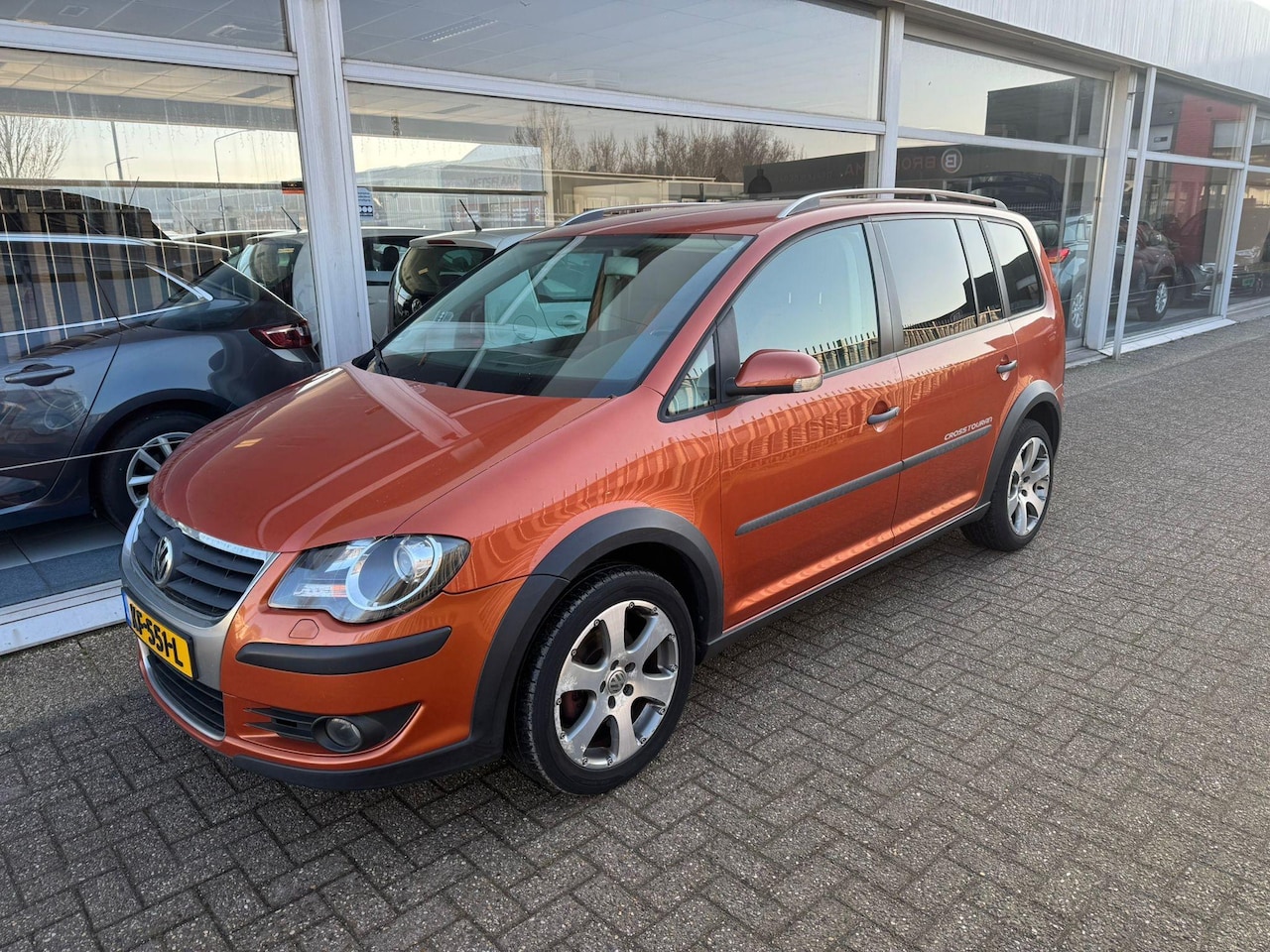 Volkswagen Touran Cross - 1.4 TSI | Airco | Cruise control | Elektrische ramen | Dakrails | APK tot 27-01-2027 | - AutoWereld.nl