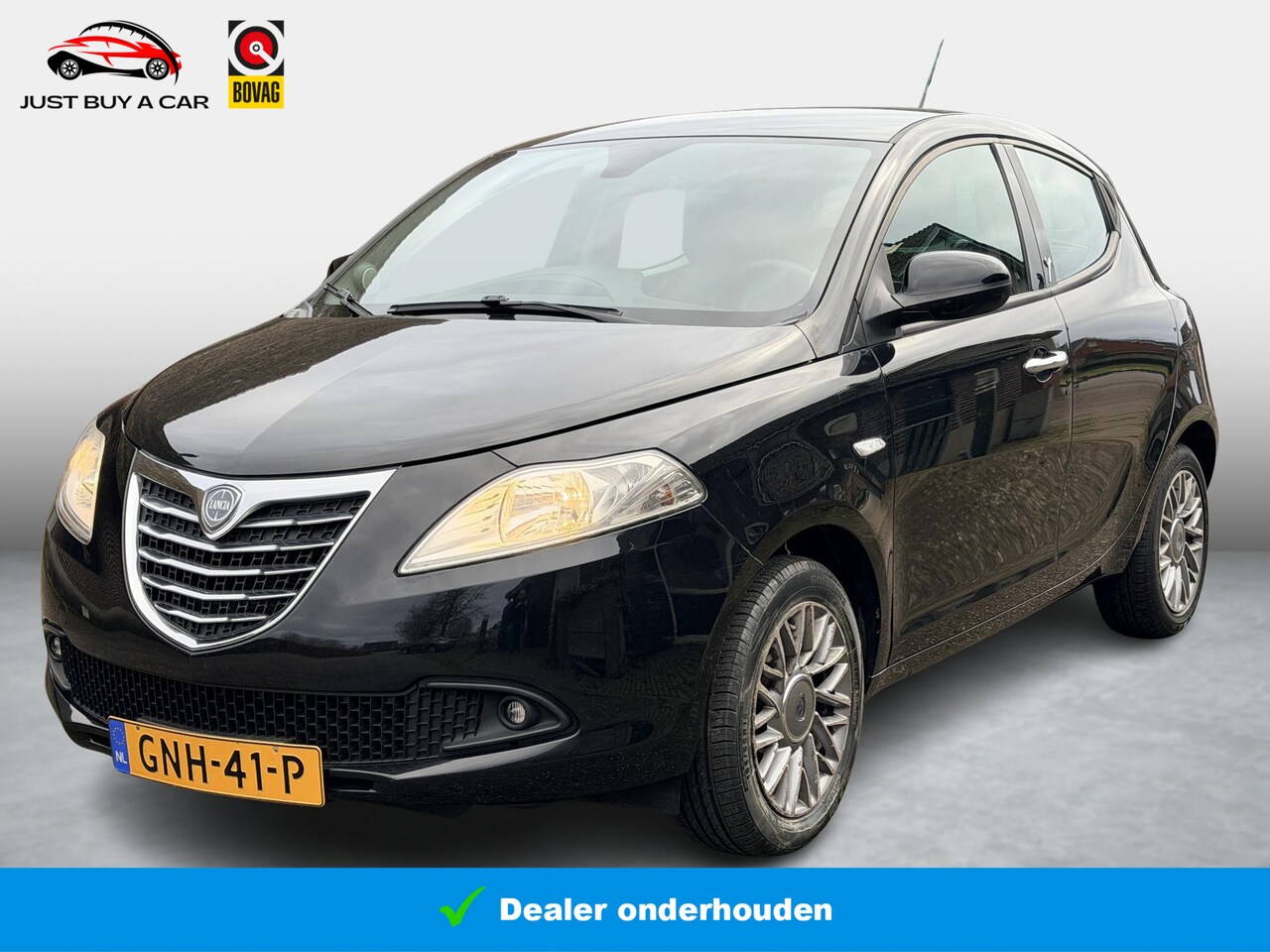 Lancia Y(psilon) - Ypsilon 1.2 Platinum Airco / NAP / Leder / Start-Stop / 1e Eigenaar / Dealeronderhouden / - AutoWereld.nl