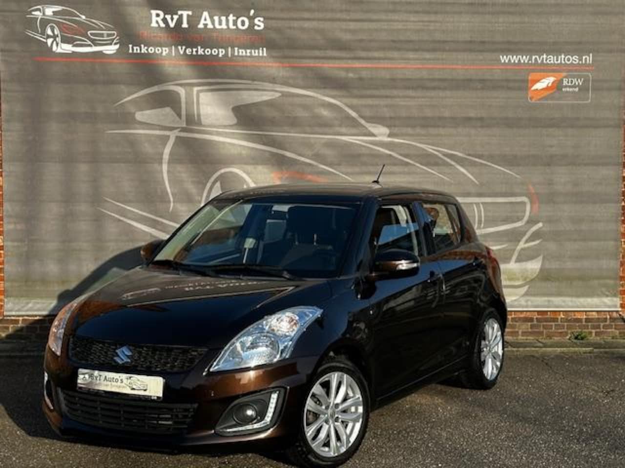 Suzuki Swift - 1.2 S-Edition EASSS 1.2 S-Edition EASSS Nieuwstaat,Dealerond,LED,Cruisecontrol,Airco,Garantie - AutoWereld.nl