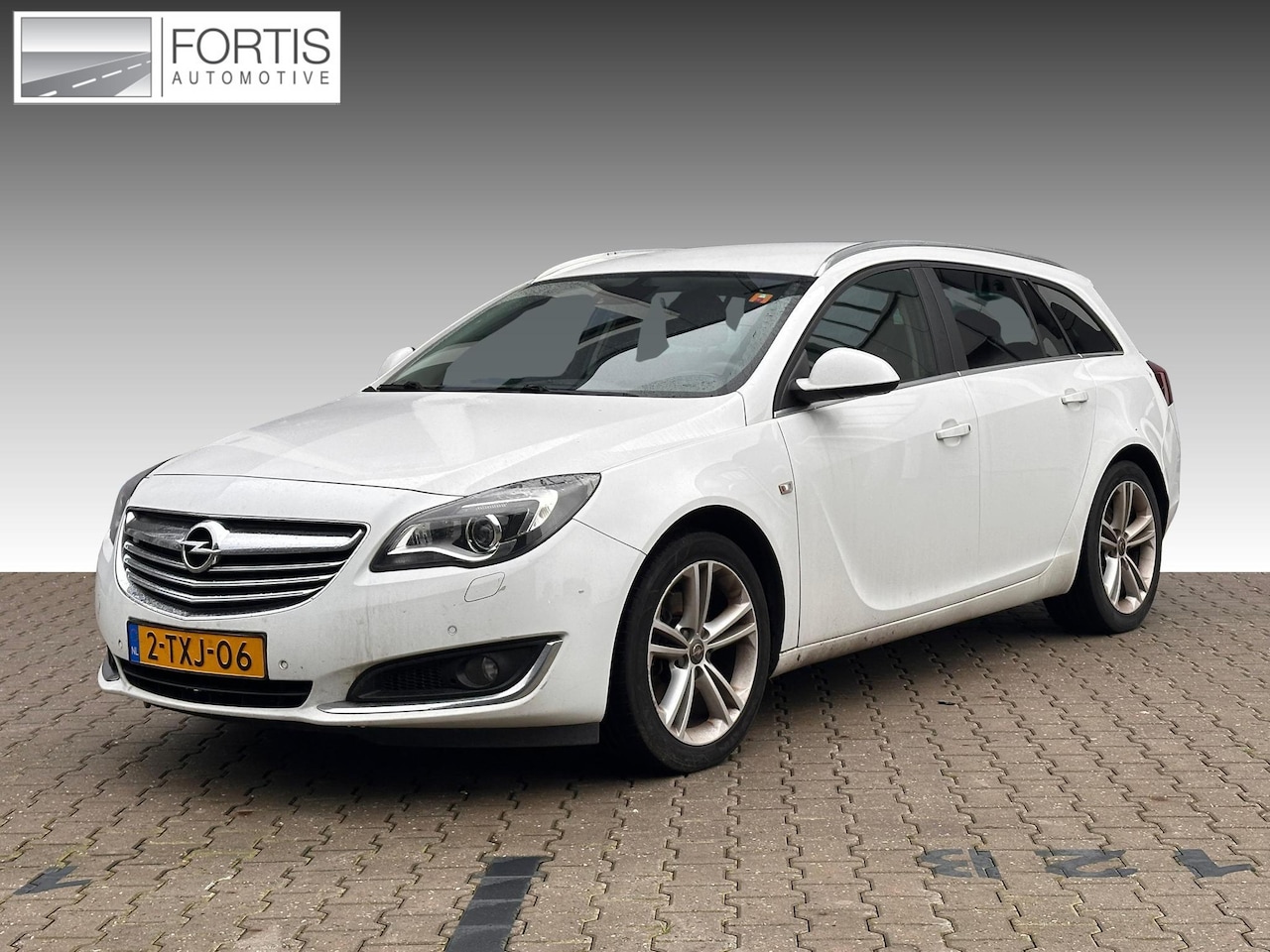 Opel Insignia Sports Tourer - 1.6 T Business+ 125 KW ! - AutoWereld.nl
