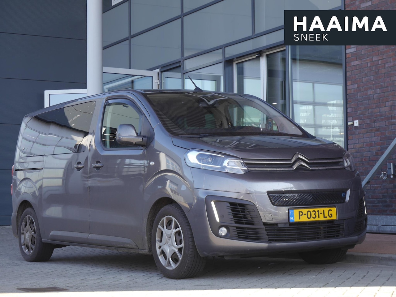 Citroën ë-SpaceTourer - 50kWh Business Lounge M | Volledig elektrisch | 8 Persoons | Stoelverwarming | Navigatie | - AutoWereld.nl
