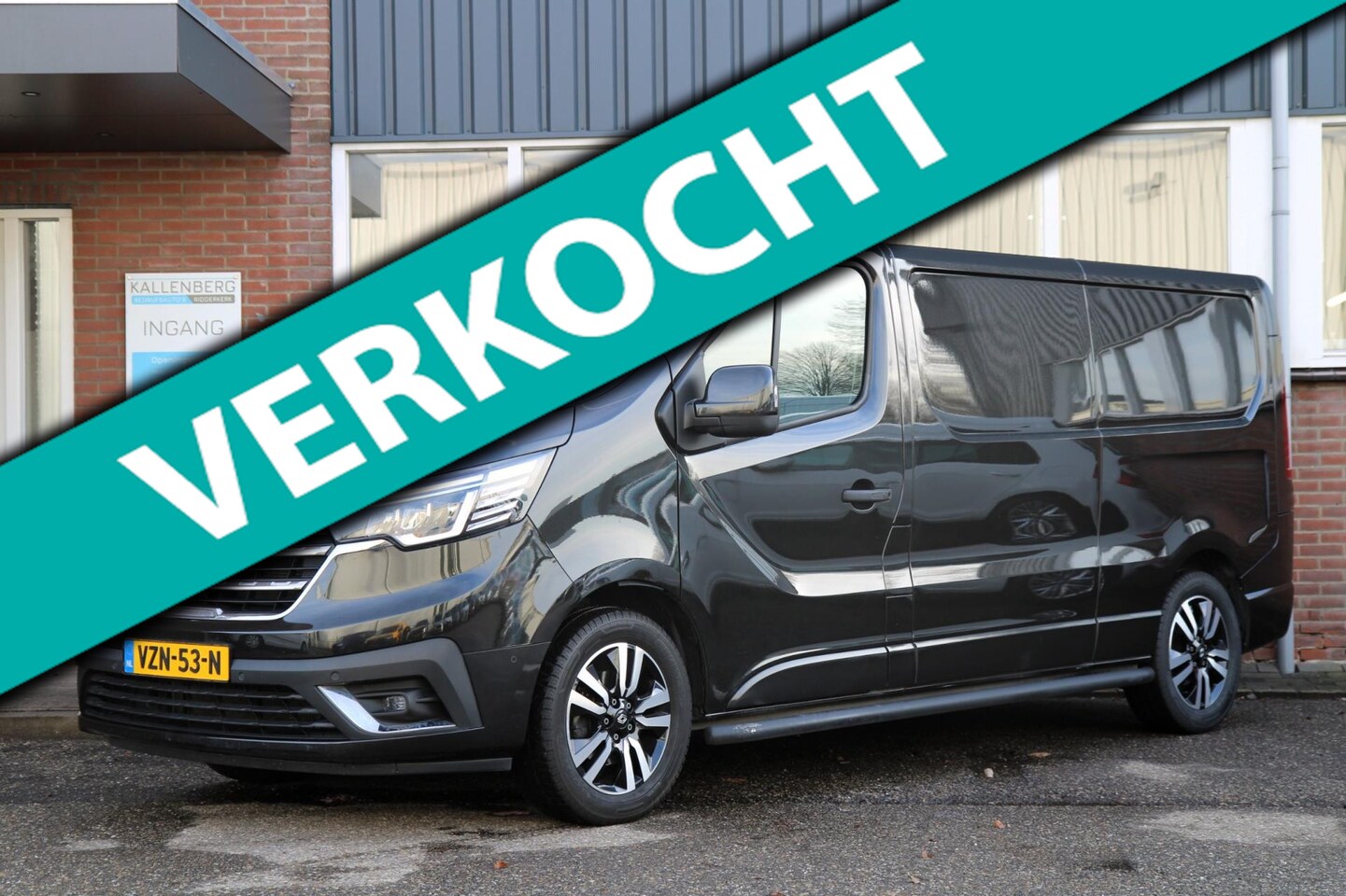 Renault Trafic - 2.0 dCi 150PK T30 L2H1 Luxe / Trekhaak / Camera / App connect - AutoWereld.nl