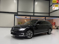 Volkswagen Passat Variant - GTE 2016 Navi Pano VirtualCockpit Camera Nap Keyless Carplay ACC DealerOH Leder Led PDC V+
