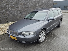 Volvo V70 - 2.5 T AWD Geartronic Titanium