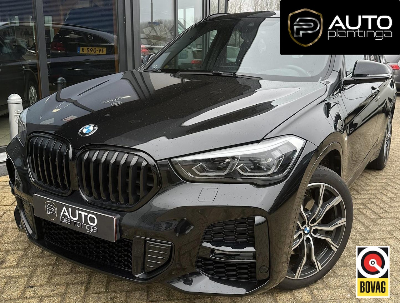 BMW X1 - xDrive25e | PANO | 19" | HUD | H&K | 1ste Eigenaar | LED | FULL OPTION! | Dealer Onderhoud - AutoWereld.nl
