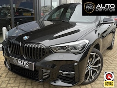 BMW X1 - xDrive25e | PANO | 19" | HUD | H&K | 1ste Eigenaar | LED | FULL OPTION | Dealer Onderhoude