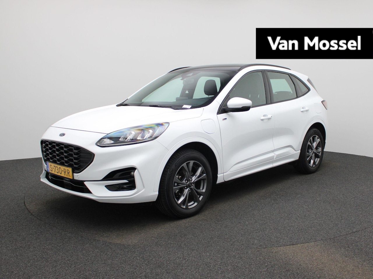 Ford Kuga - 2.5 PHEV ST-Line Aut. | Panoramadak | Trekhaak | Winterpack | Navigatie | Cruise | Climate - AutoWereld.nl