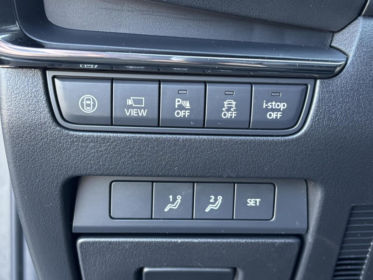 Mazda 3 - 2.0 e-SkyActiv-G M Hybrid 122 Luxury AppleCarPlay/ AndroidAuto/ stuurwielverwarming/ stoel