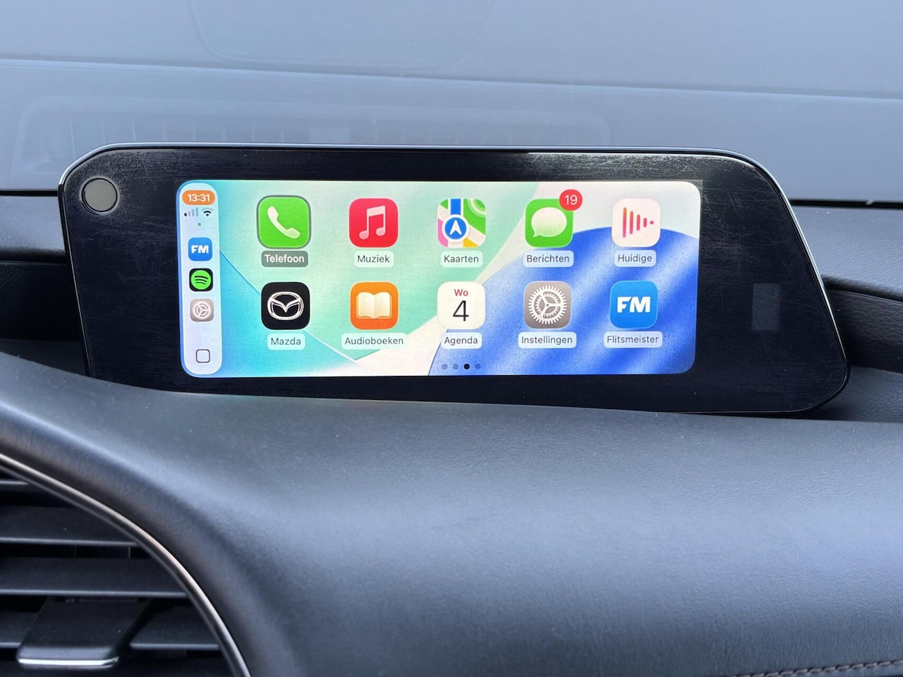 Mazda 3 - 2.0 e-SkyActiv-G M Hybrid 122 Luxury AppleCarPlay/ AndroidAuto/ stuurwielverwarming/ stoel