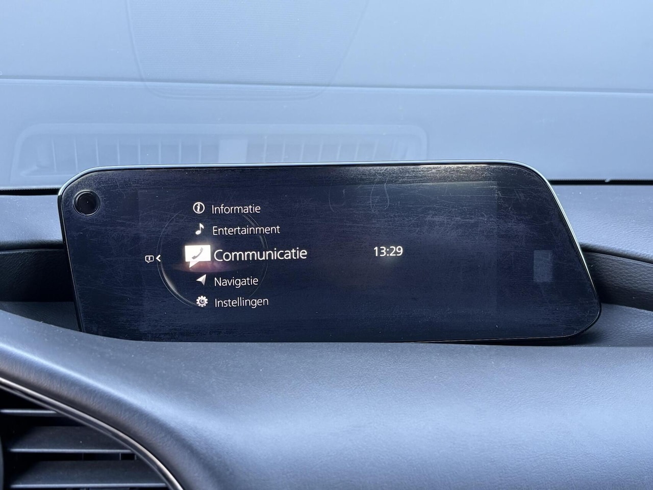 Mazda 3 - 2.0 e-SkyActiv-G M Hybrid 122 Luxury AppleCarPlay/ AndroidAuto/ stuurwielverwarming/ stoel