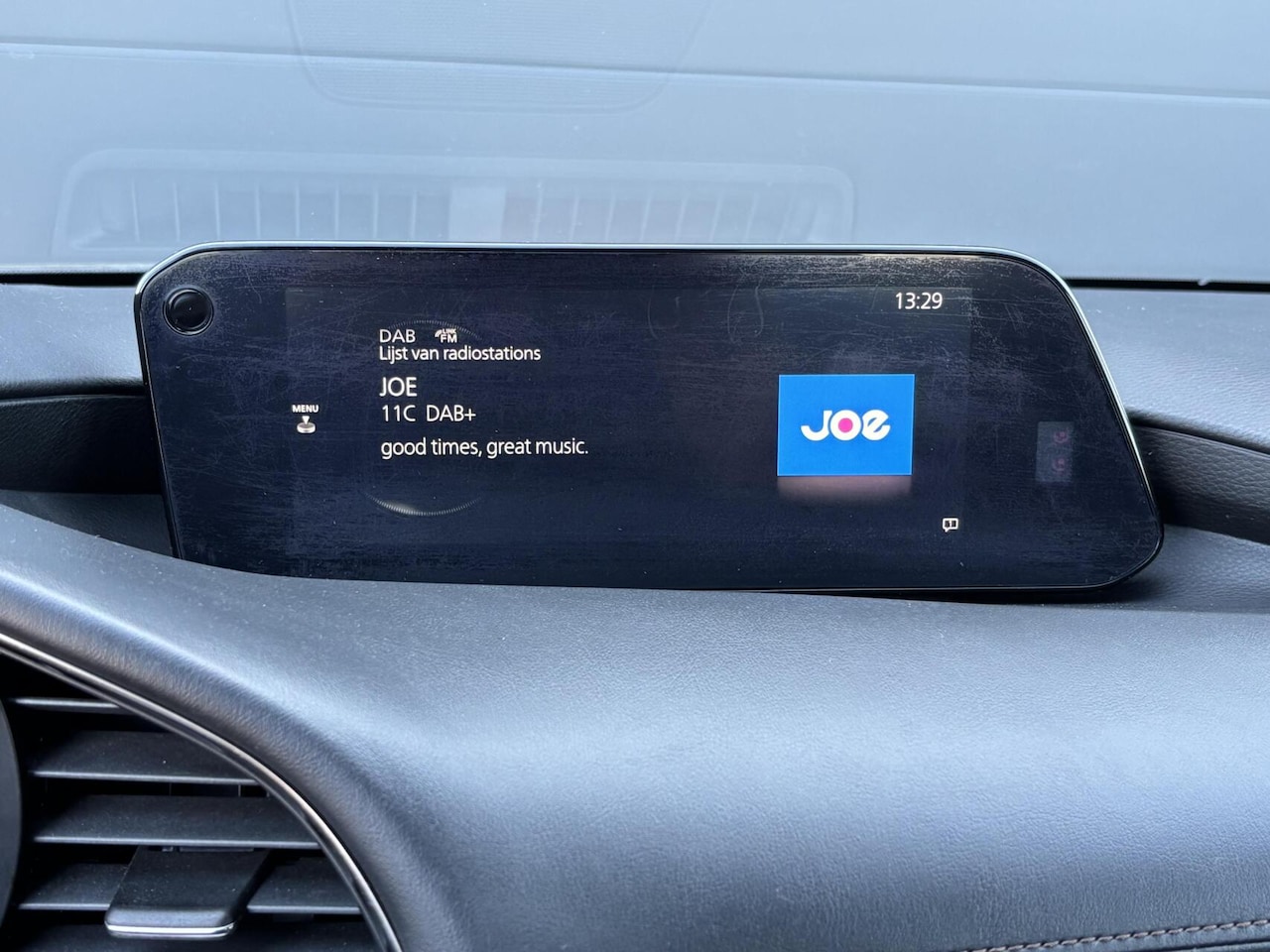 Mazda 3 - 2.0 e-SkyActiv-G M Hybrid 122 Luxury AppleCarPlay/ AndroidAuto/ stuurwielverwarming/ stoel