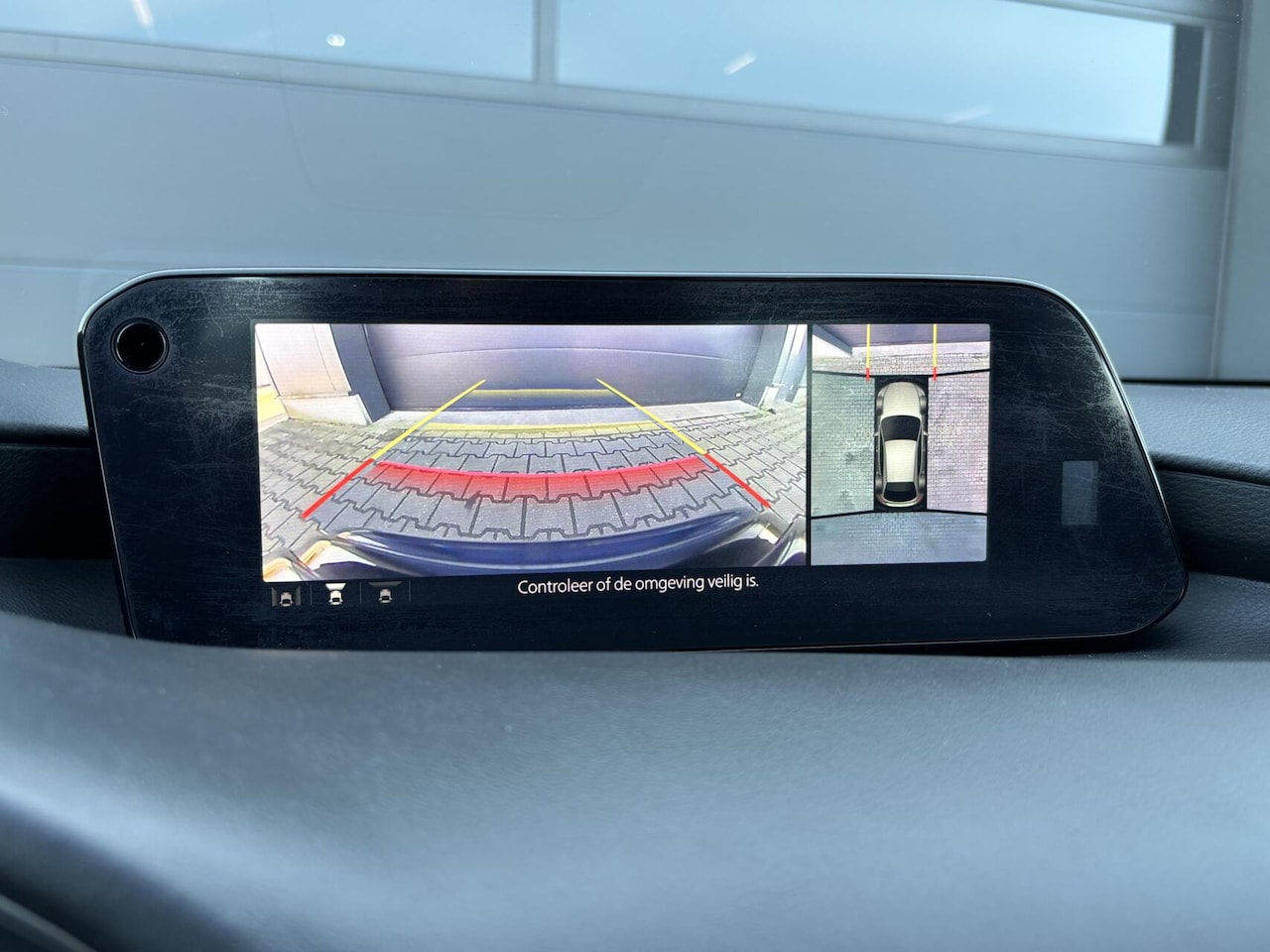 Mazda 3 - 2.0 e-SkyActiv-G M Hybrid 122 Luxury AppleCarPlay/ AndroidAuto/ stuurwielverwarming/ stoel