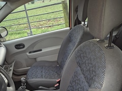 Renault Twingo - 1.2 Expression airco bj 2007