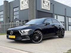Mercedes-Benz A-klasse - 180 Premium Plus Memory|Distronic|Ambient Lights|Camera