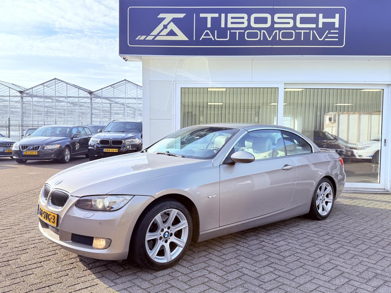 BMW 3-serie Cabrio - 325i AUTOMAAT High Executive LEDER NAVI - AutoWereld.nl