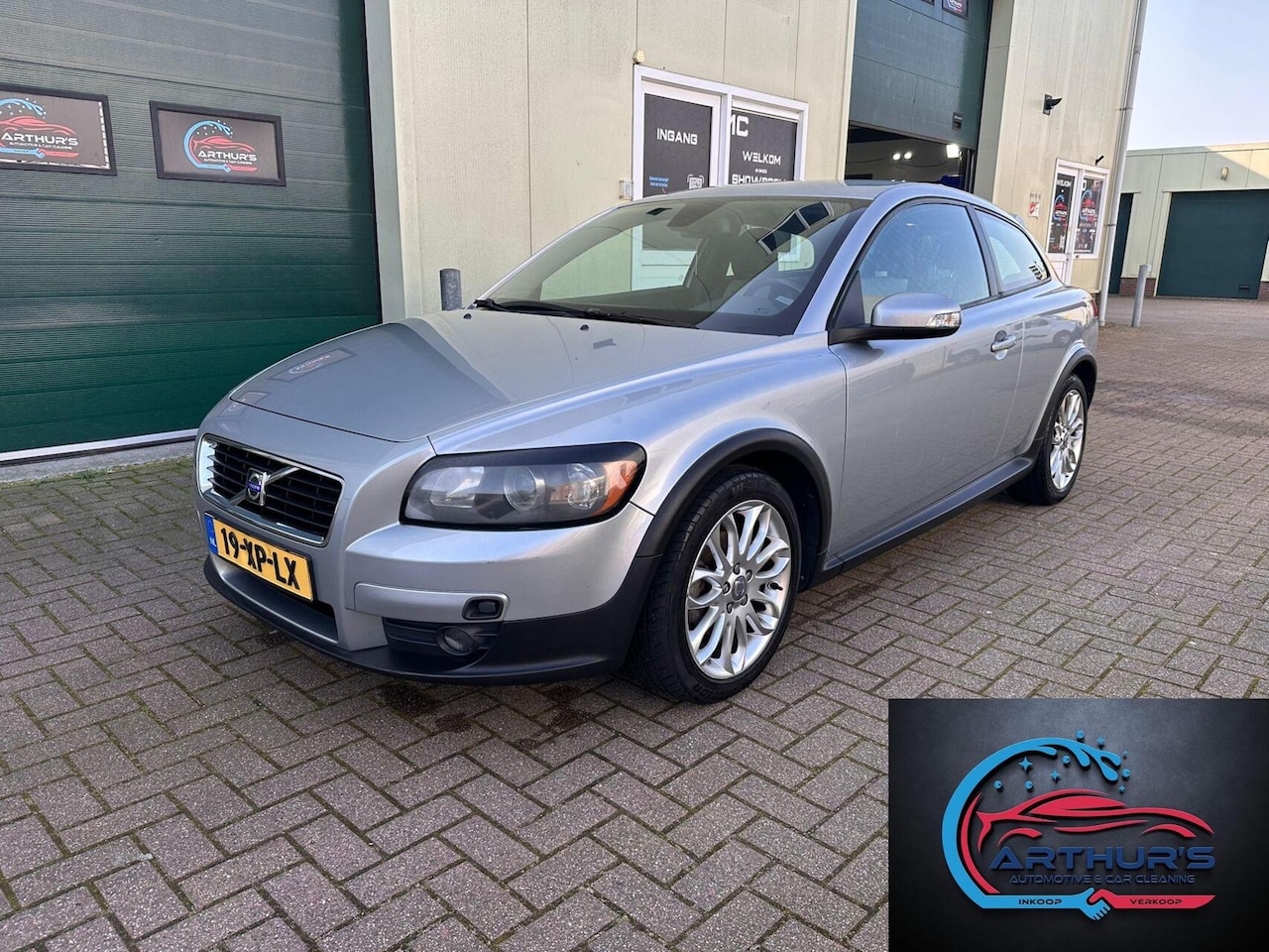 Volvo C30 - 1.8 Summum 1.8 Summum Nieuwe APK - AutoWereld.nl