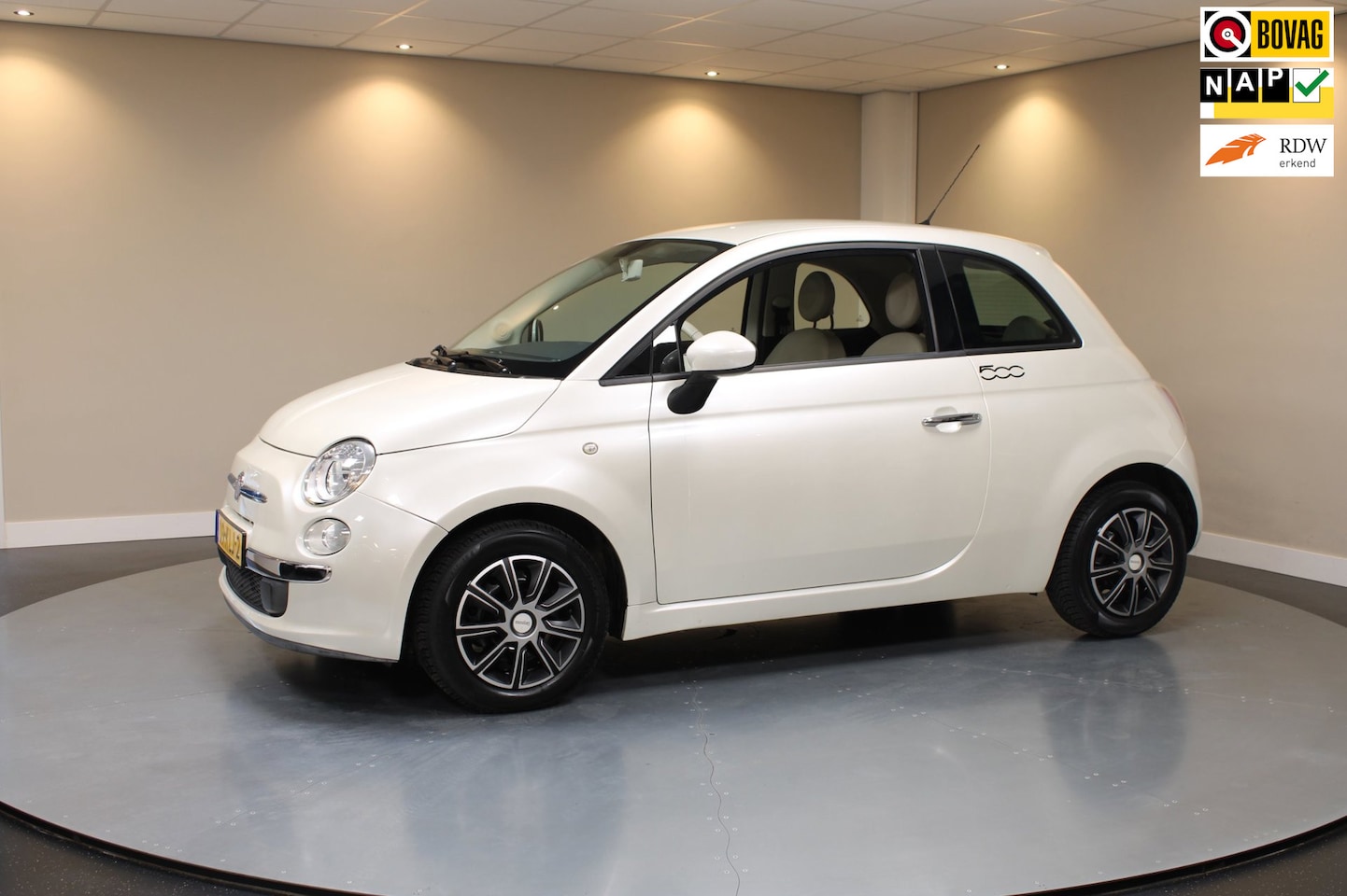Fiat 500 - 1.2 Pop *Automaat* 4 Nwe All-seasons|Distr.riem VV|Airco - AutoWereld.nl