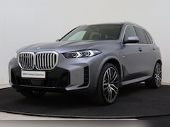BMW X5 - xDrive50e High Executive M Sport Automaat / Panoramadak Sky Lounge / Trekhaak / Bowers & W