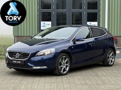 Volvo V40 - 2.0 T3 Ocean Race | Leder | Parkeersensoren | 1e eigenaar | Trekhaak |