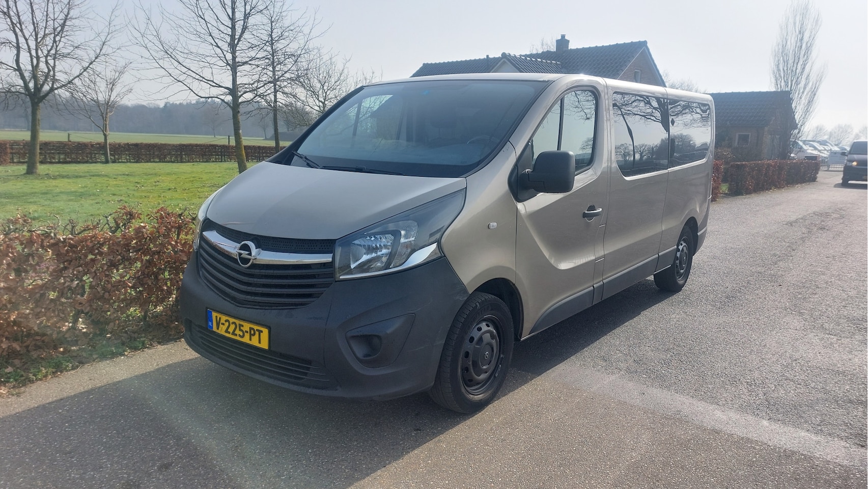 Opel Vivaro - 1.6 CDTI L2H1 DC Edition AIRCO/NAVI BJ 2018 - AutoWereld.nl