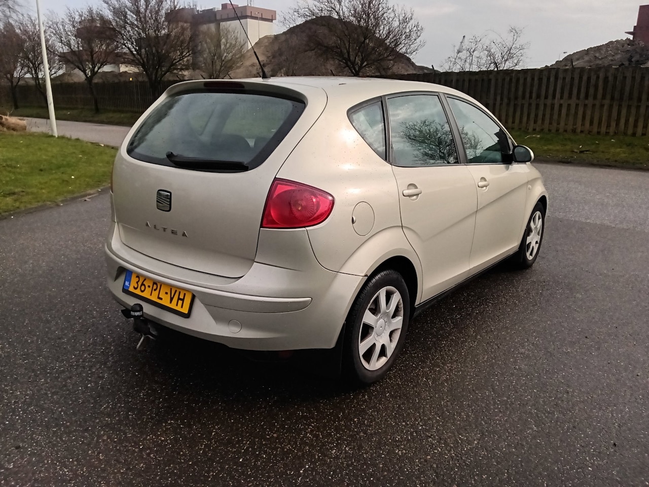 SEAT Altea - 1.6 Stylance ZOMEEPRIJS