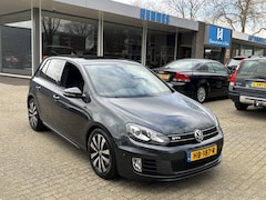 Volkswagen Golf - 2.0 GTD 170pk DSG Xenon Schuifdak
