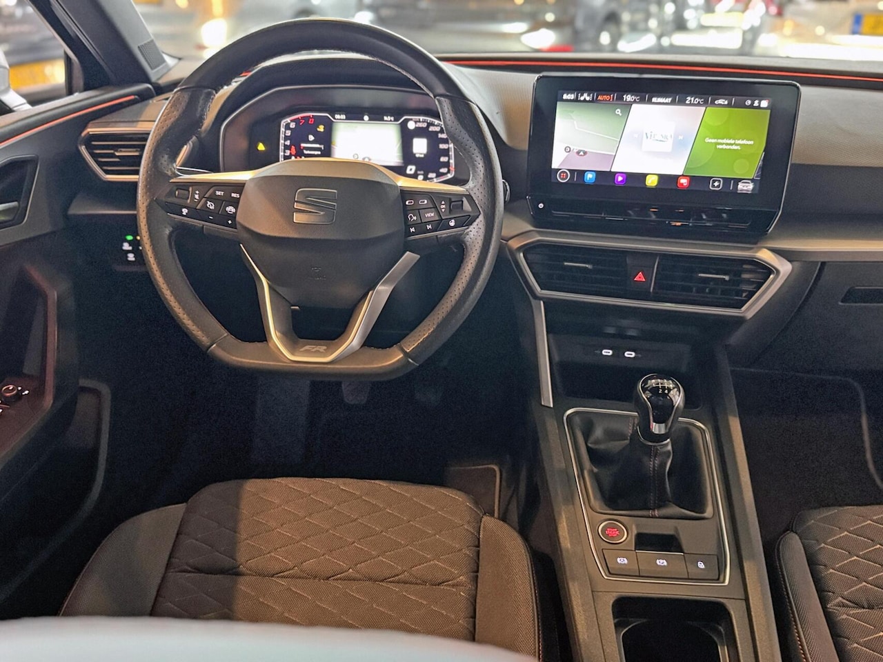 SEAT Leon - 1.0 TSI FR Launch Edition 1.0 TSI 81kW FR Launch Edition - AutoWereld.nl