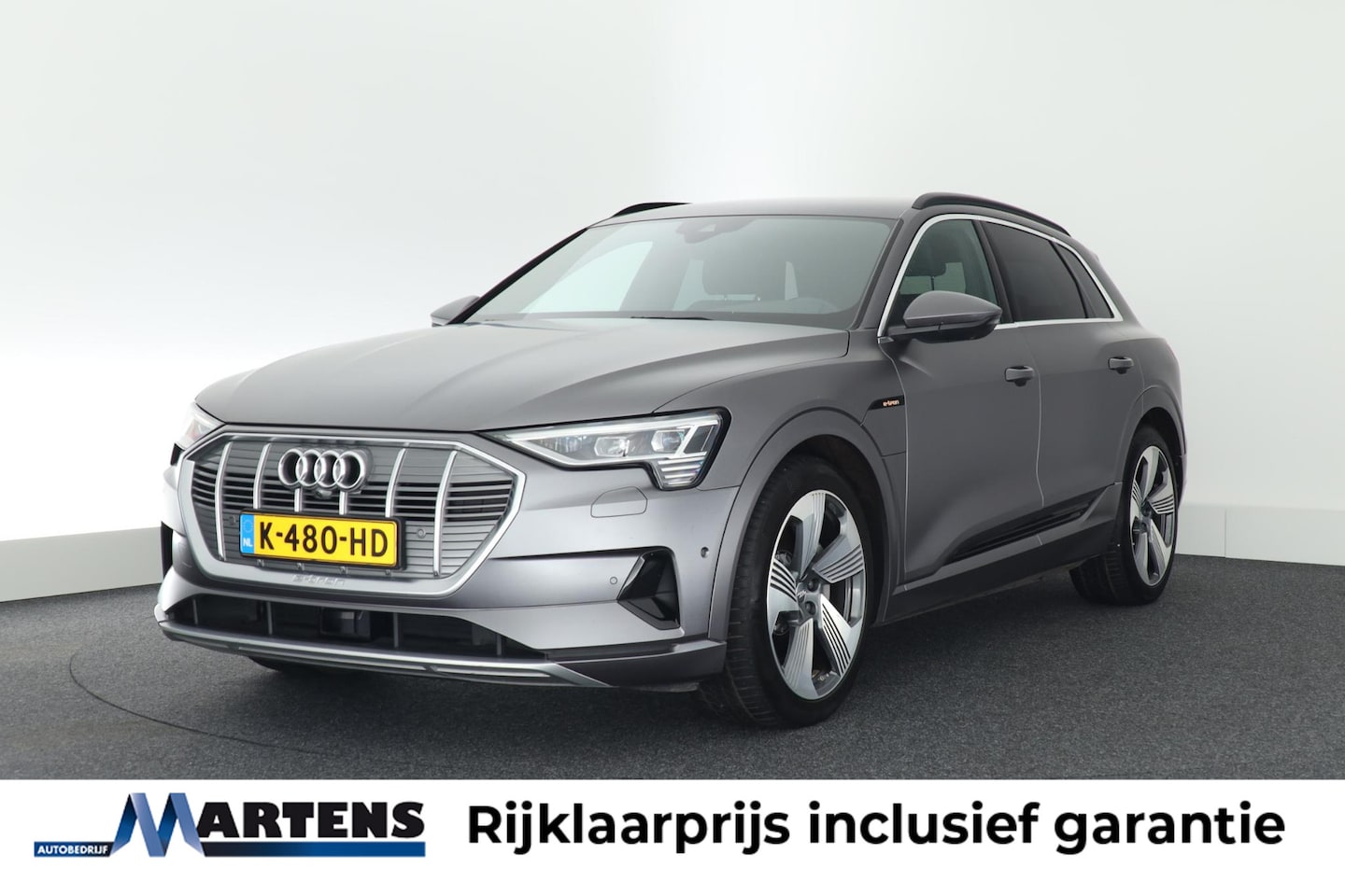 Audi e-tron - 55 quattro 95 kWh 408pk SOH 95% Trekhaak 360Camera ACC Keyless Stoelverwarming Memory Navi - AutoWereld.nl