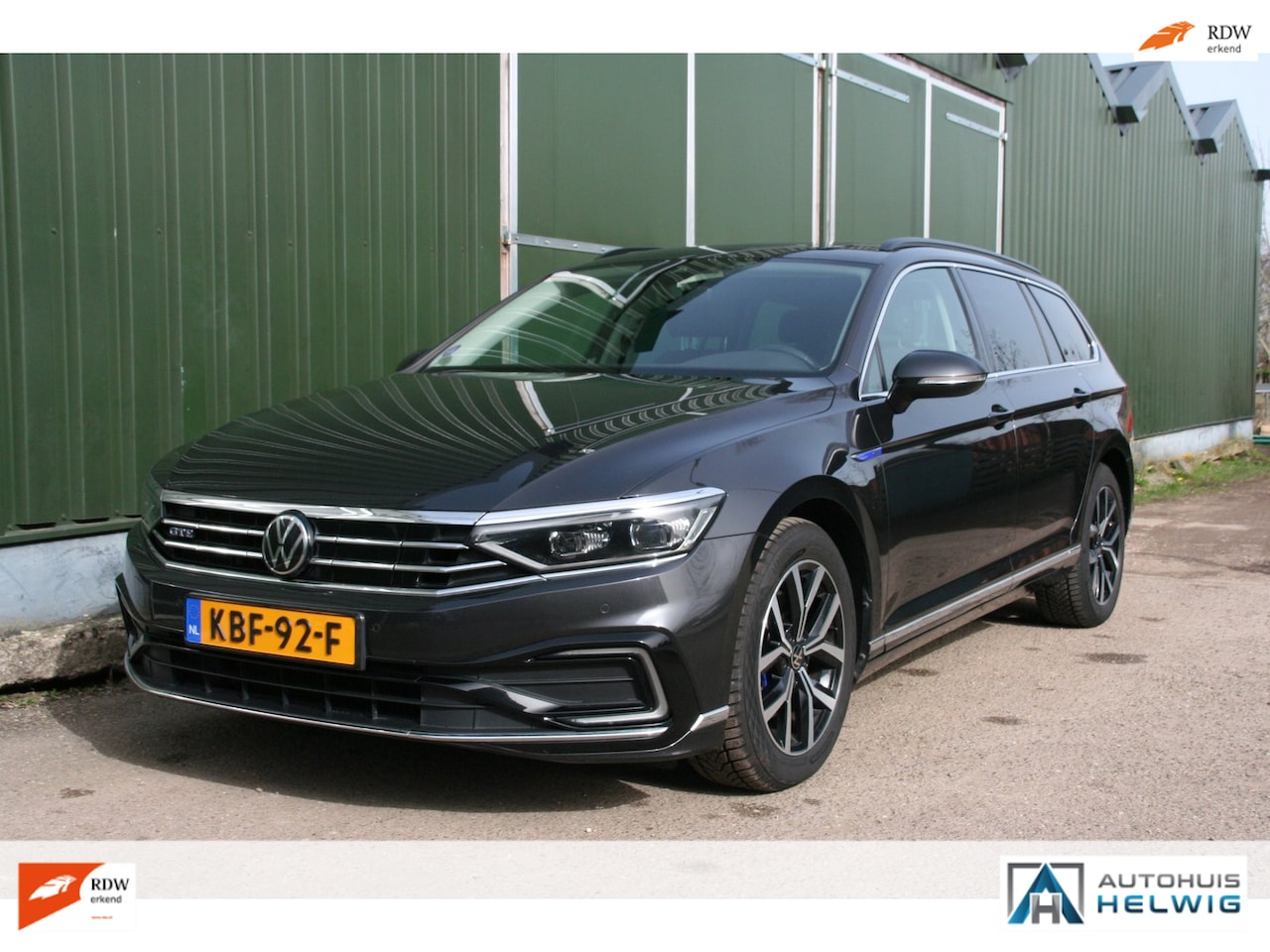Volkswagen Passat Variant - 1.4 TSI PHEV GTE Business 1.4 TSI PHEV GTE Business, VIRTUEEL, GLAZEN PANORAMADAK , NAVIGATIE, CAMERA, TREKHAAK - AutoWereld.nl