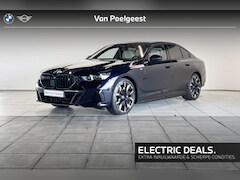 BMW i5 - Sedan xDrive40 | M Sport Pro | Travel Pack | Comfort Pack | Driving Assistant Plus | Showr